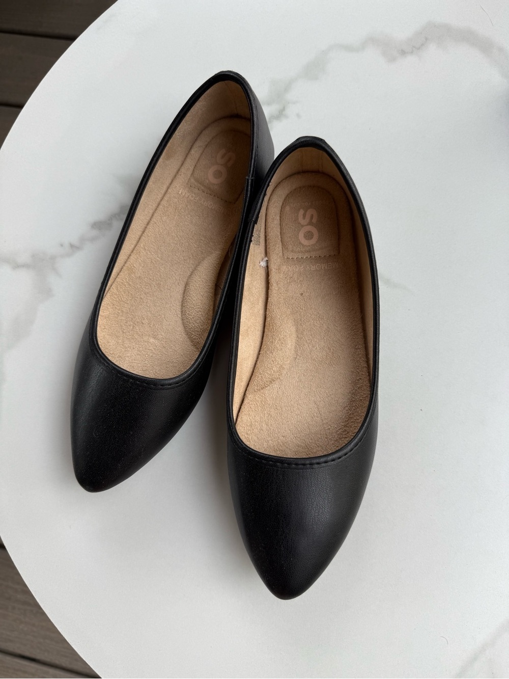 Kohl's Black Pointed-Toe Women's Flats